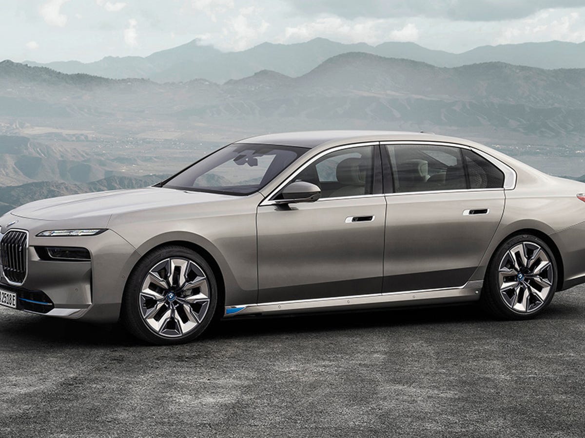 BMW i7: Luxury Redefined BMW i7: Luxury Redefined