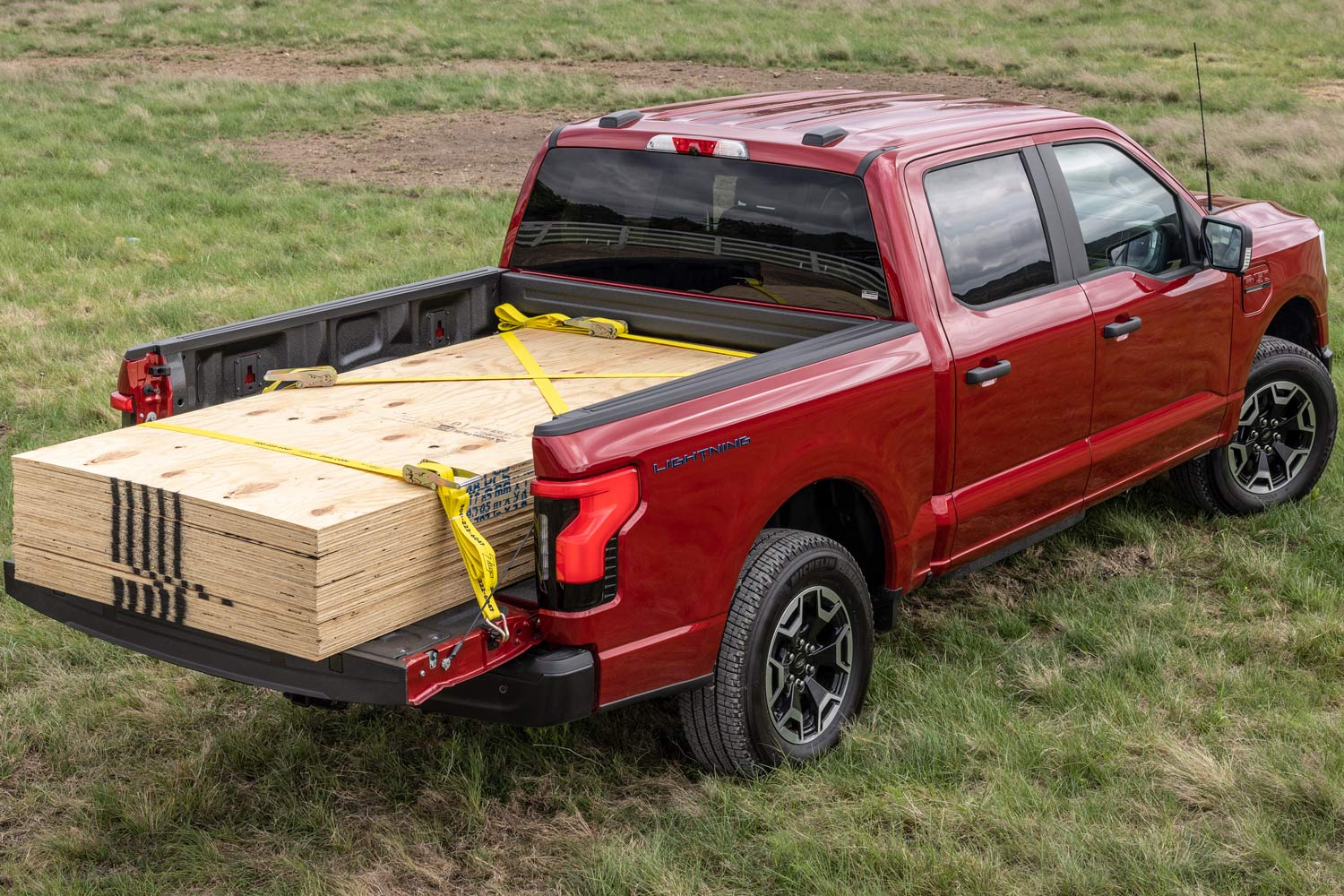 Pickup Truck Payload Bed Loading